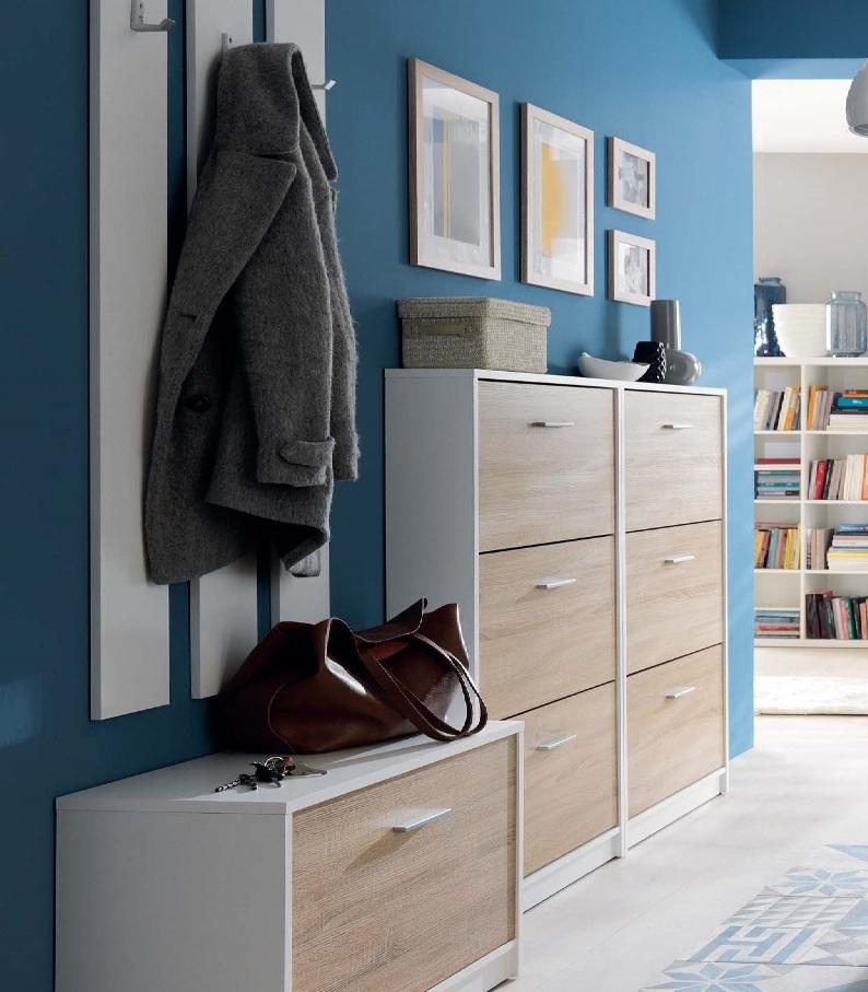 Gazetka promocyjna Black Red White str. 238