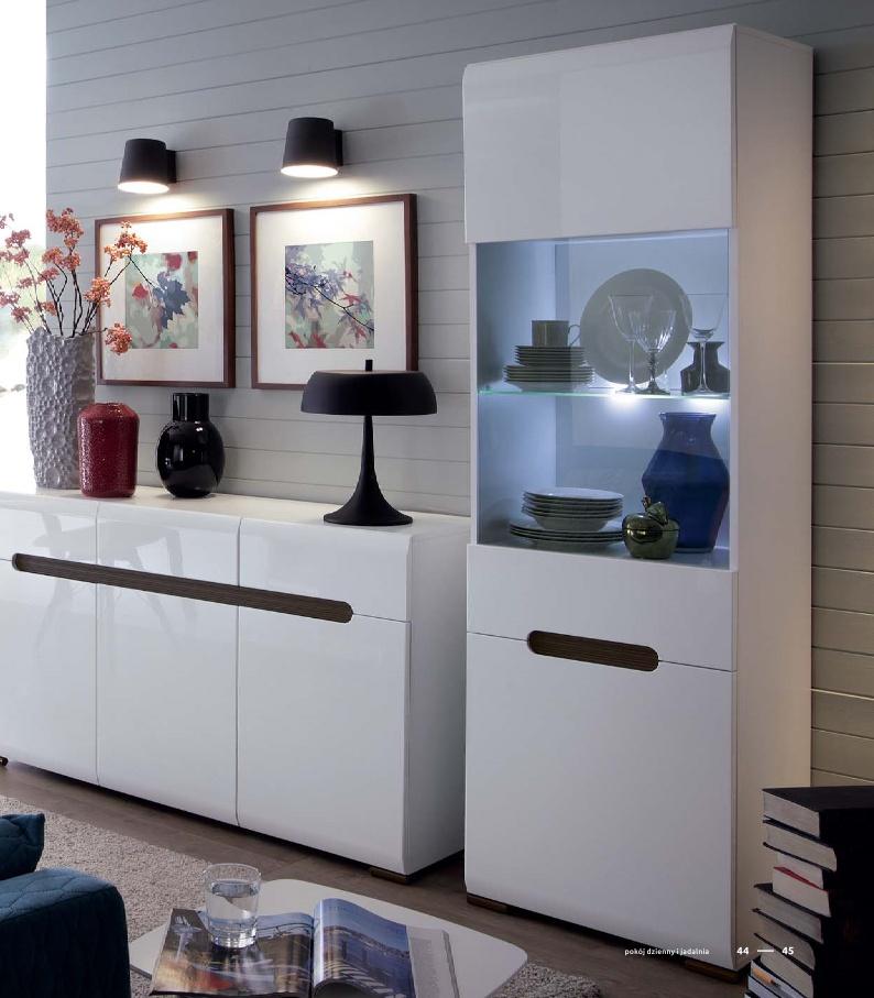 Gazetka promocyjna Black Red White str. 45