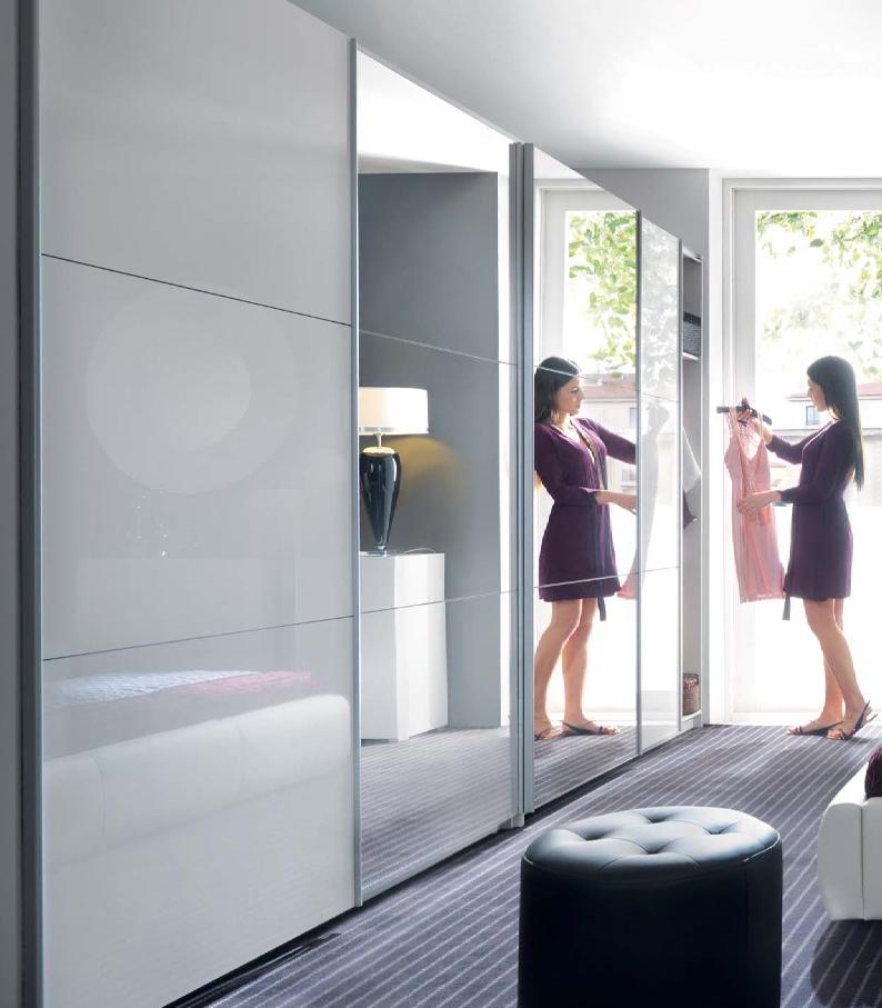 Gazetka promocyjna Black Red White str. 254